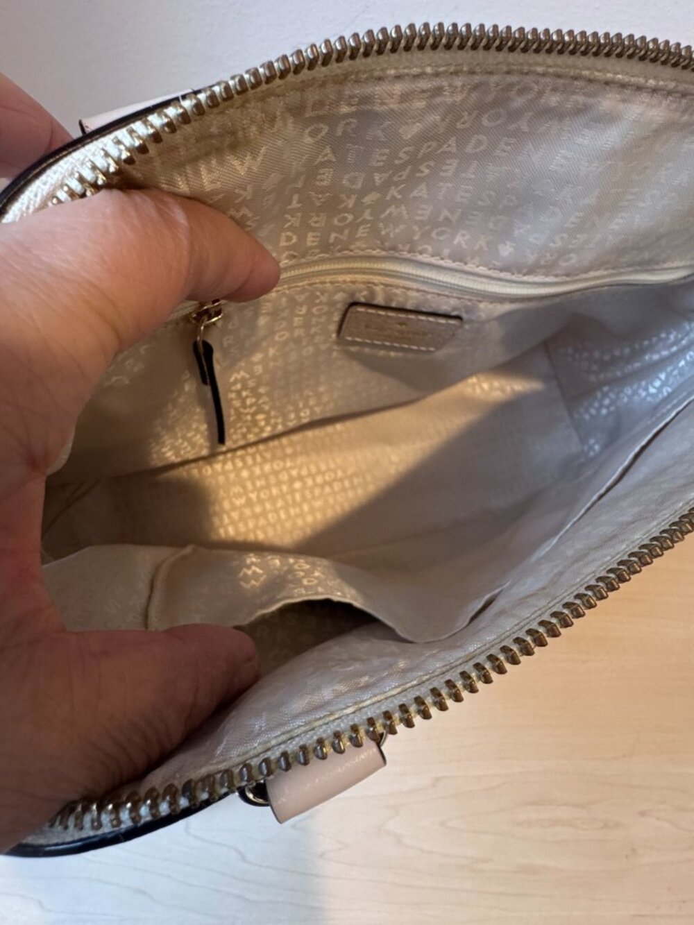 Kate Spade Dome Satchel β Saffiano Leather β Beige & Tan β GREAT CONDITION π₯ - Picture 10 of 13